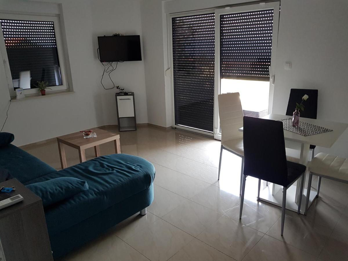 Apartmani Zaric มาลินสกา ภายนอก รูปภาพ