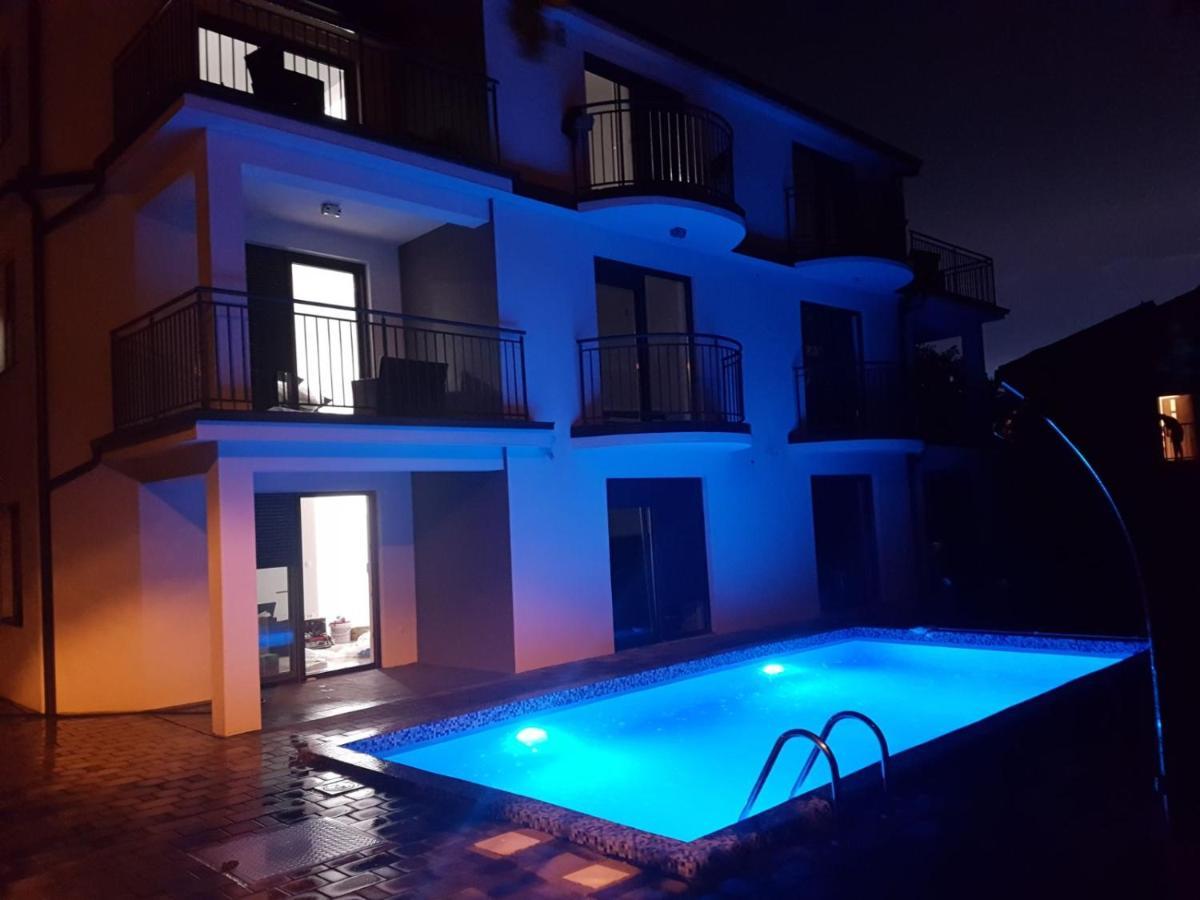 Apartmani Zaric มาลินสกา ภายนอก รูปภาพ
