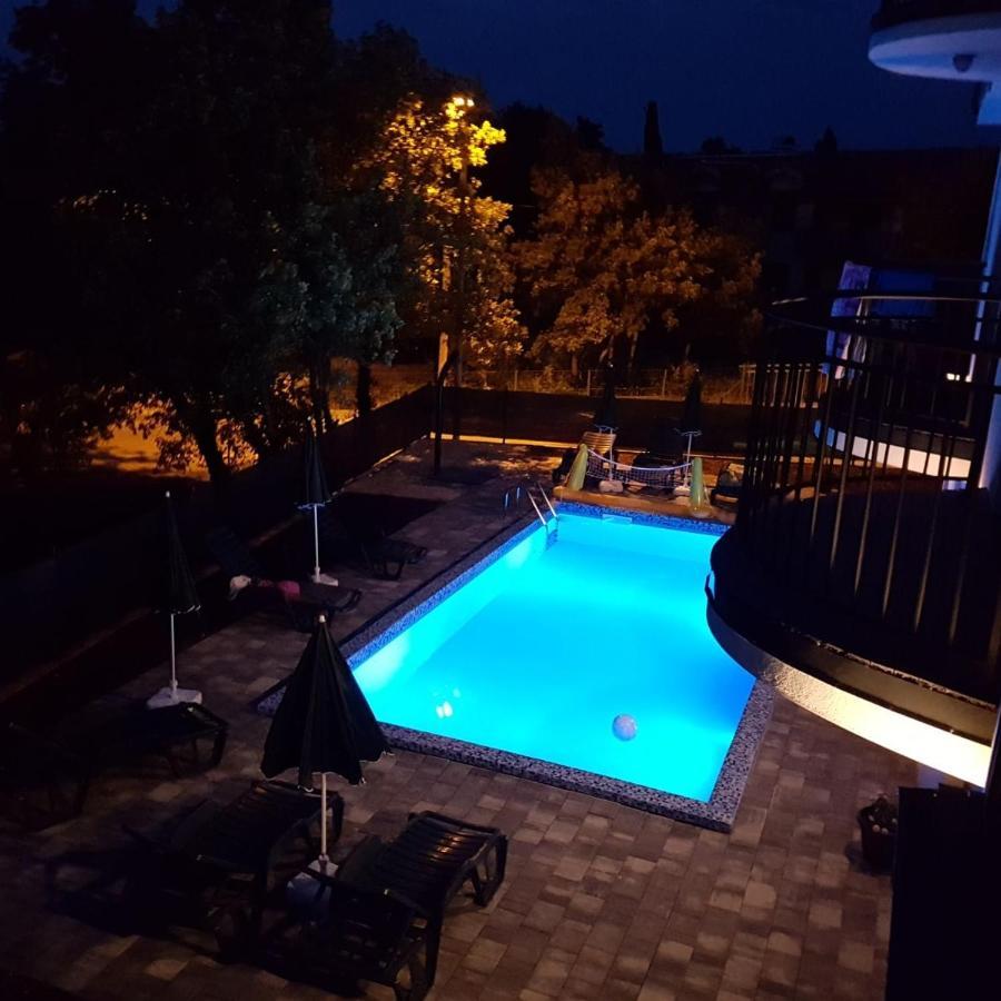 Apartmani Zaric มาลินสกา ภายนอก รูปภาพ
