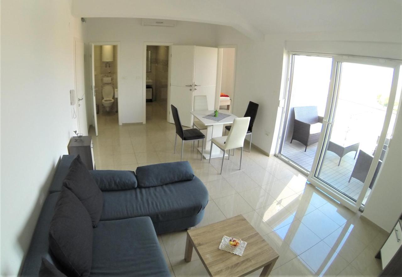 Apartmani Zaric มาลินสกา ภายนอก รูปภาพ