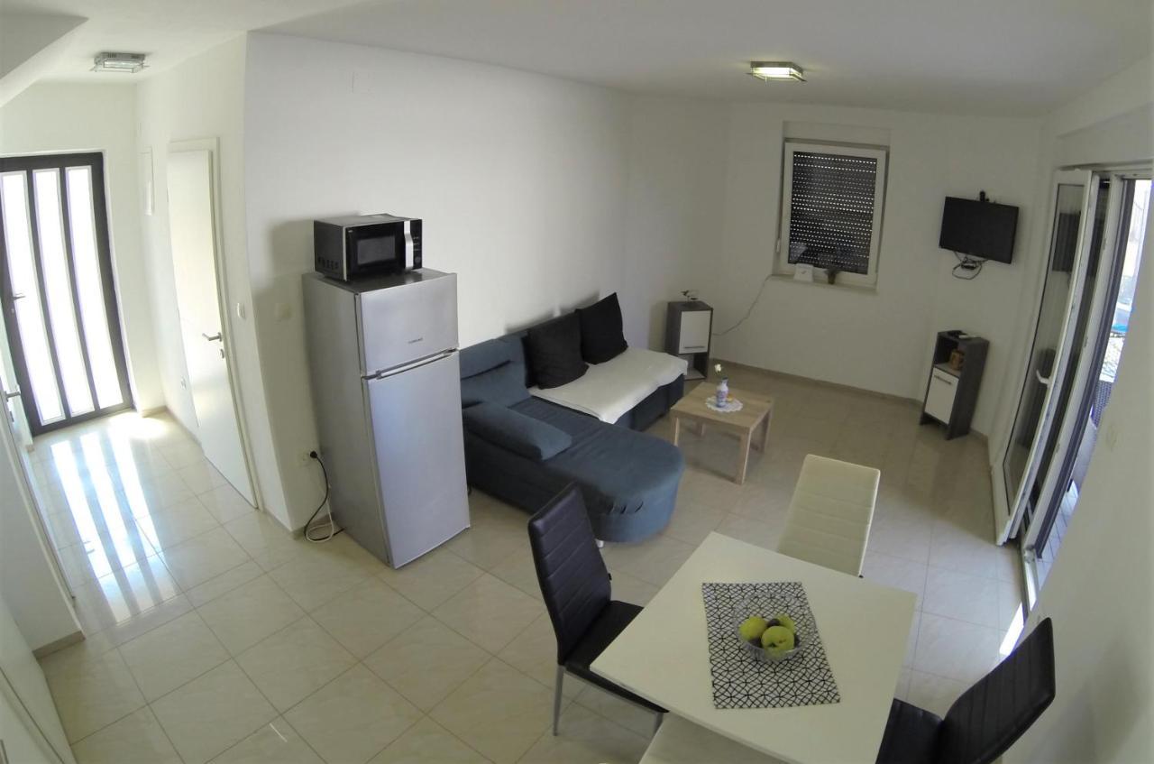 Apartmani Zaric มาลินสกา ภายนอก รูปภาพ