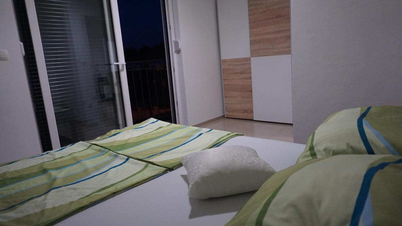 Apartmani Zaric มาลินสกา ภายนอก รูปภาพ