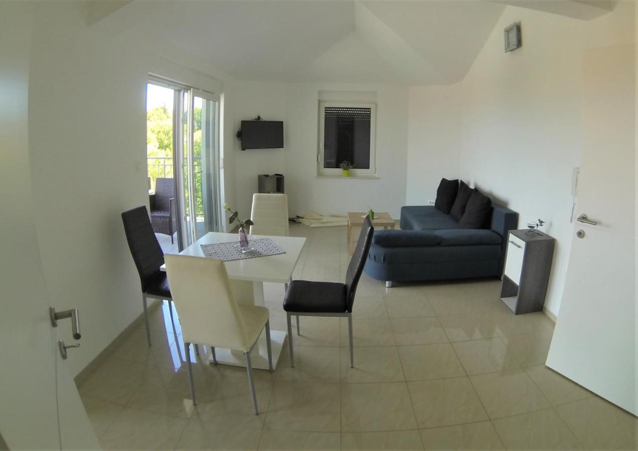 Apartmani Zaric มาลินสกา ภายนอก รูปภาพ