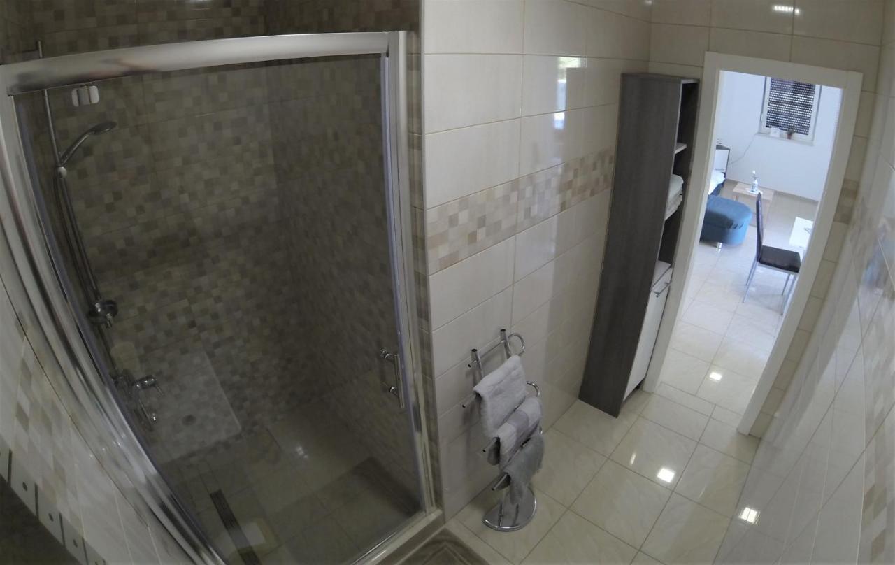 Apartmani Zaric มาลินสกา ภายนอก รูปภาพ